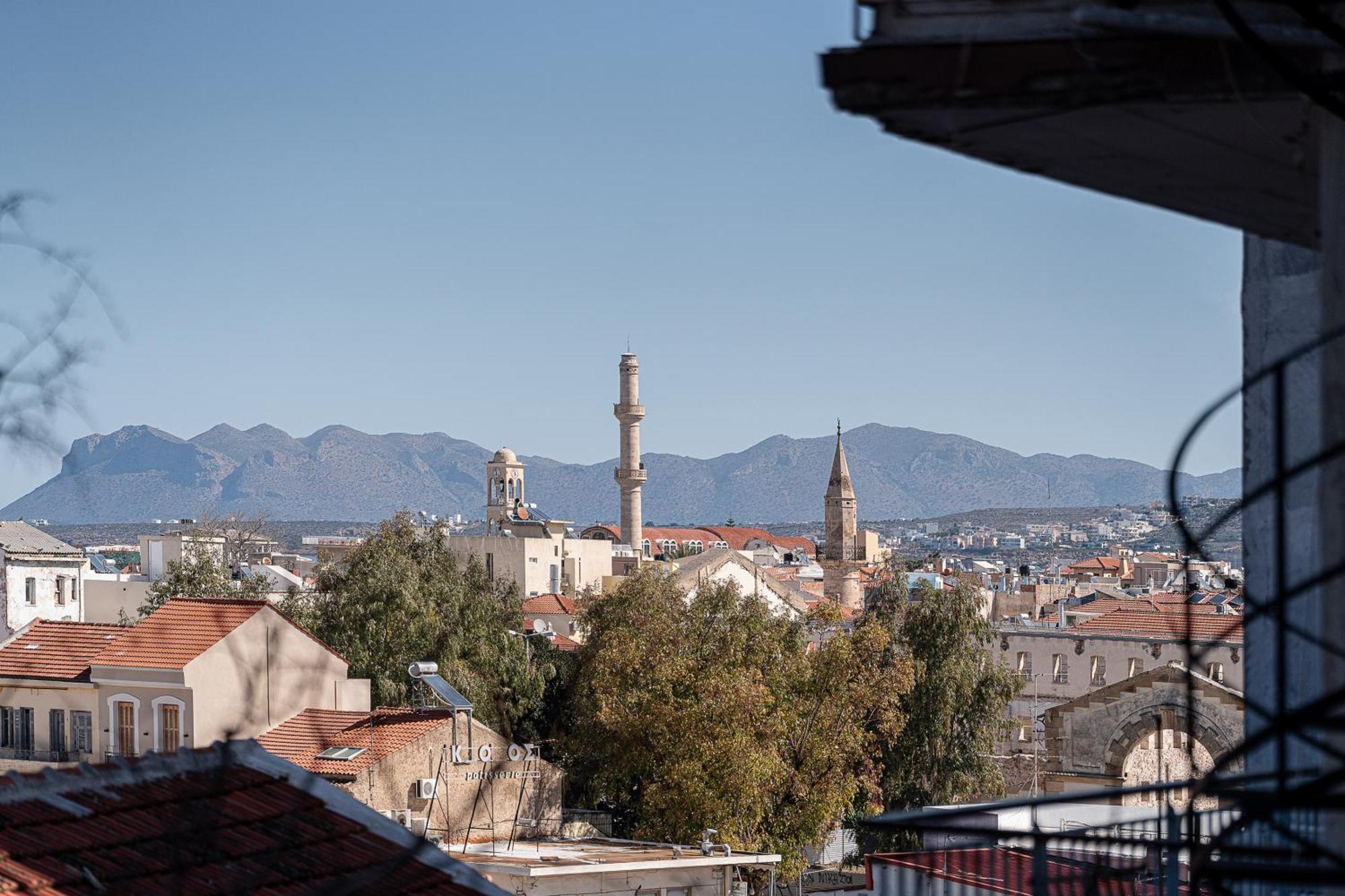 Aura Urban Living In The Heart Of Chania City المظهر الخارجي الصورة